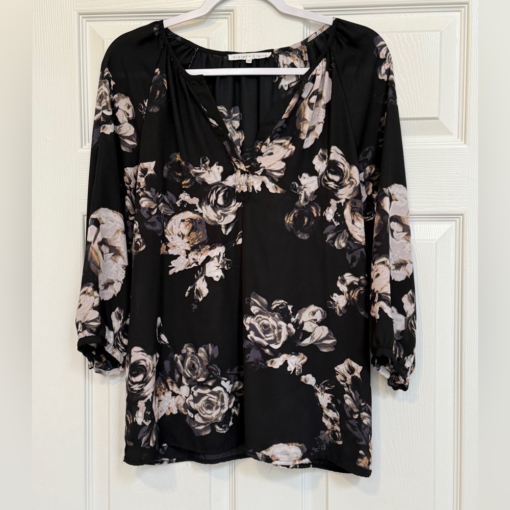 Violet & Claire Floral Black Sheer Top - Size M